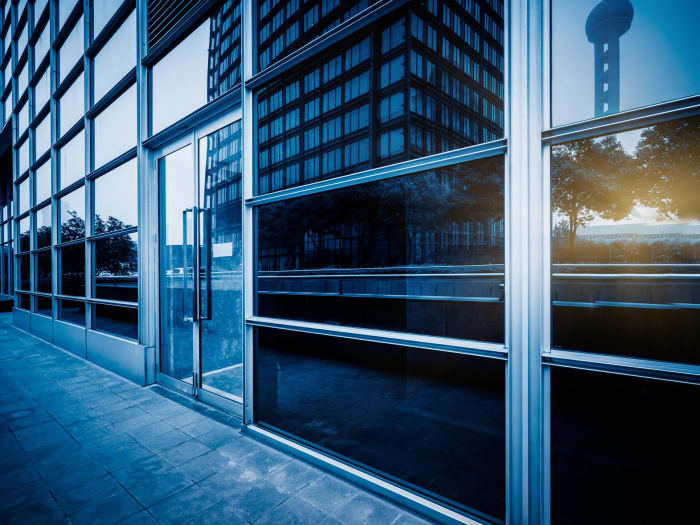 How Business Window Tinting Can Improve Office Comfort and Energy Savings